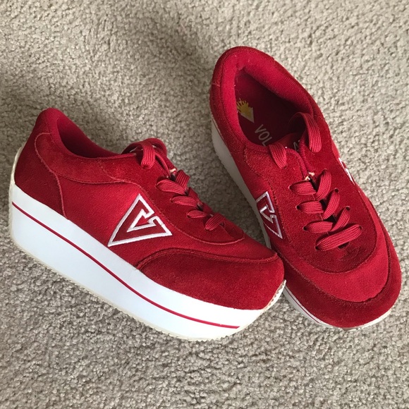 Vintage Volatile Women’s Platform Suede Sneakers *(Please see size description) - Picture 2 of 8
